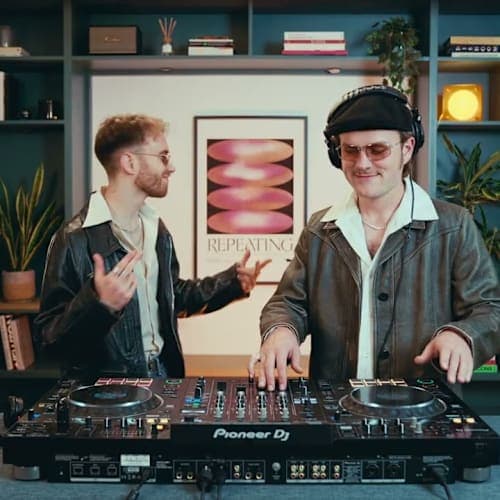 THEOS & Romeo Louisa mix underground house grooves